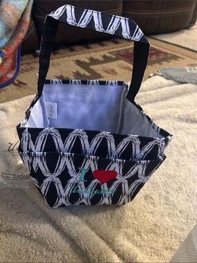 thirty-one Black & White Patterned Tote with Red Heart Accent